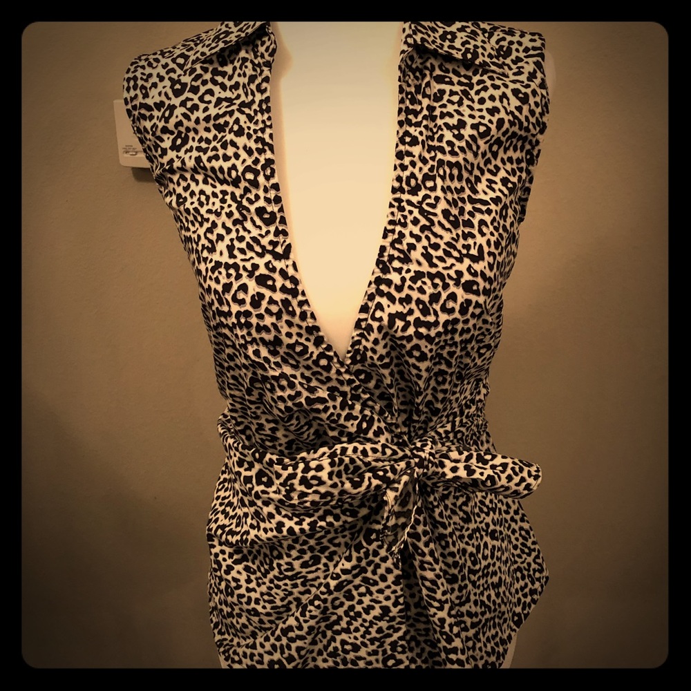 Sleeveless wrap blouse